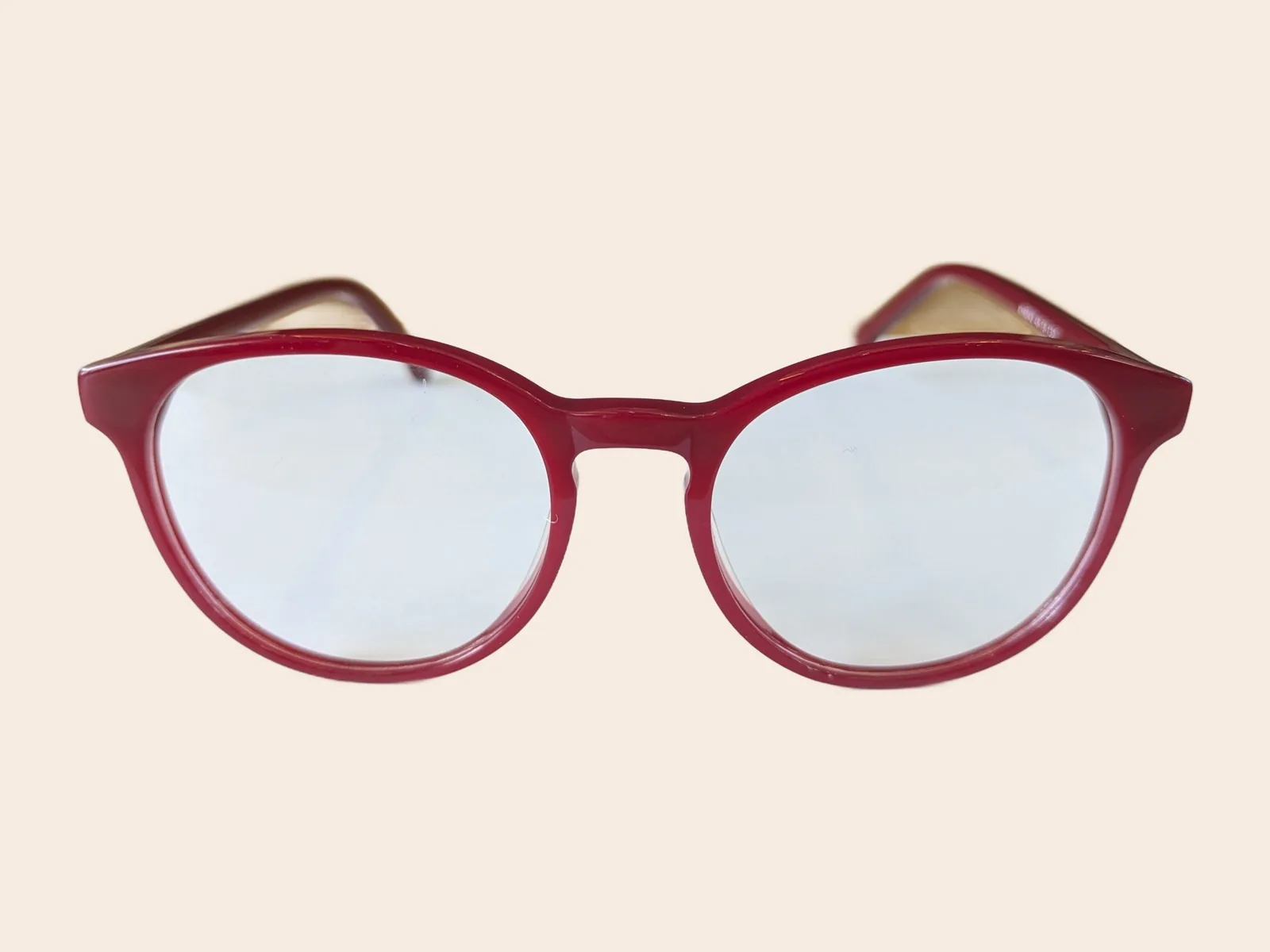 E14 · Oval, purple
