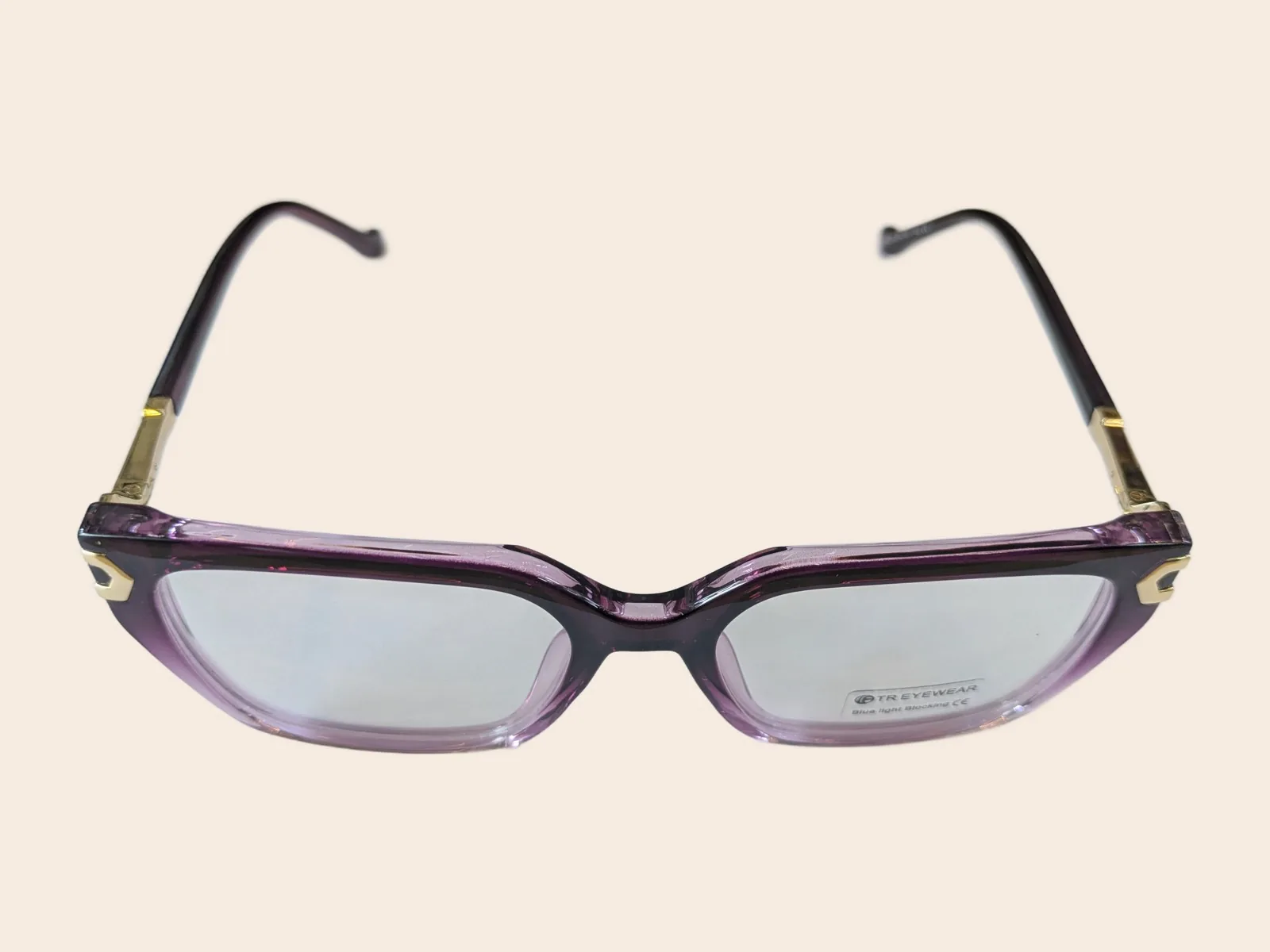 F01 · Oval, gold