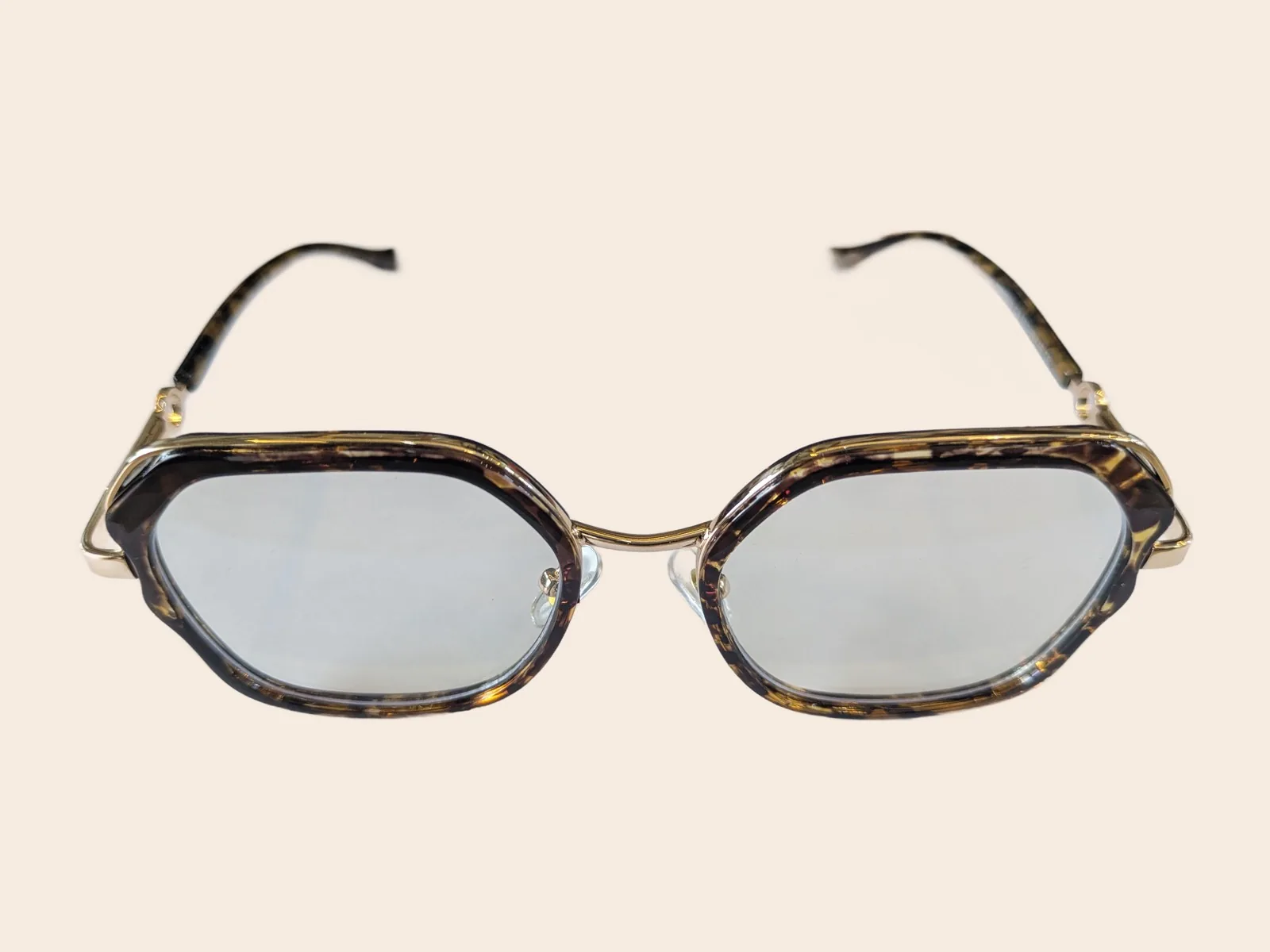 F08 · Hexagonal, tortoiseshell