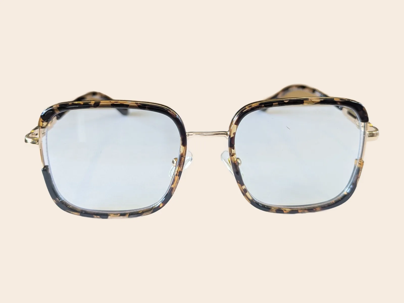 F09 · Hexagonal, light tortoiseshell