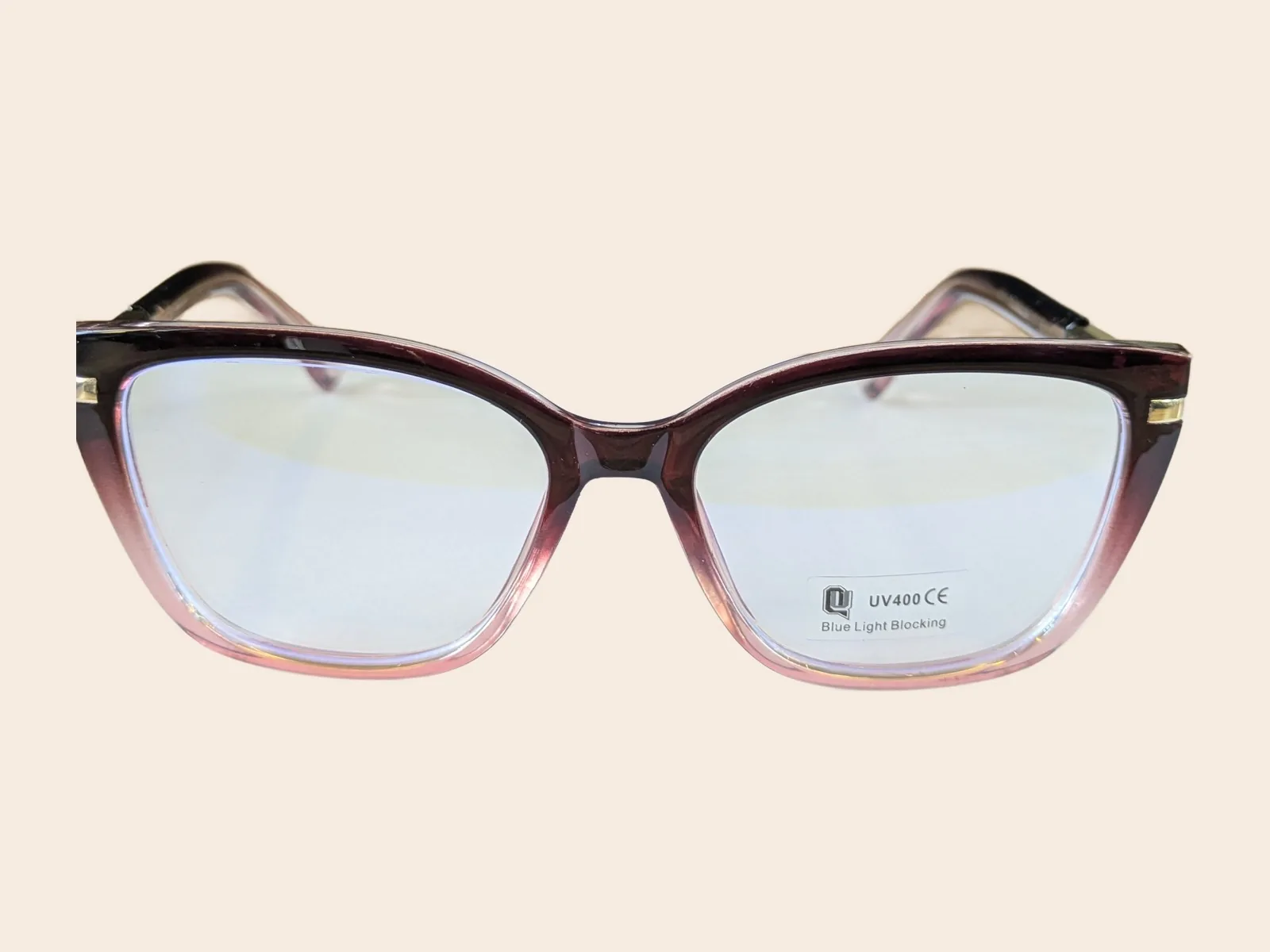 F17 · Butterfly, burgundy