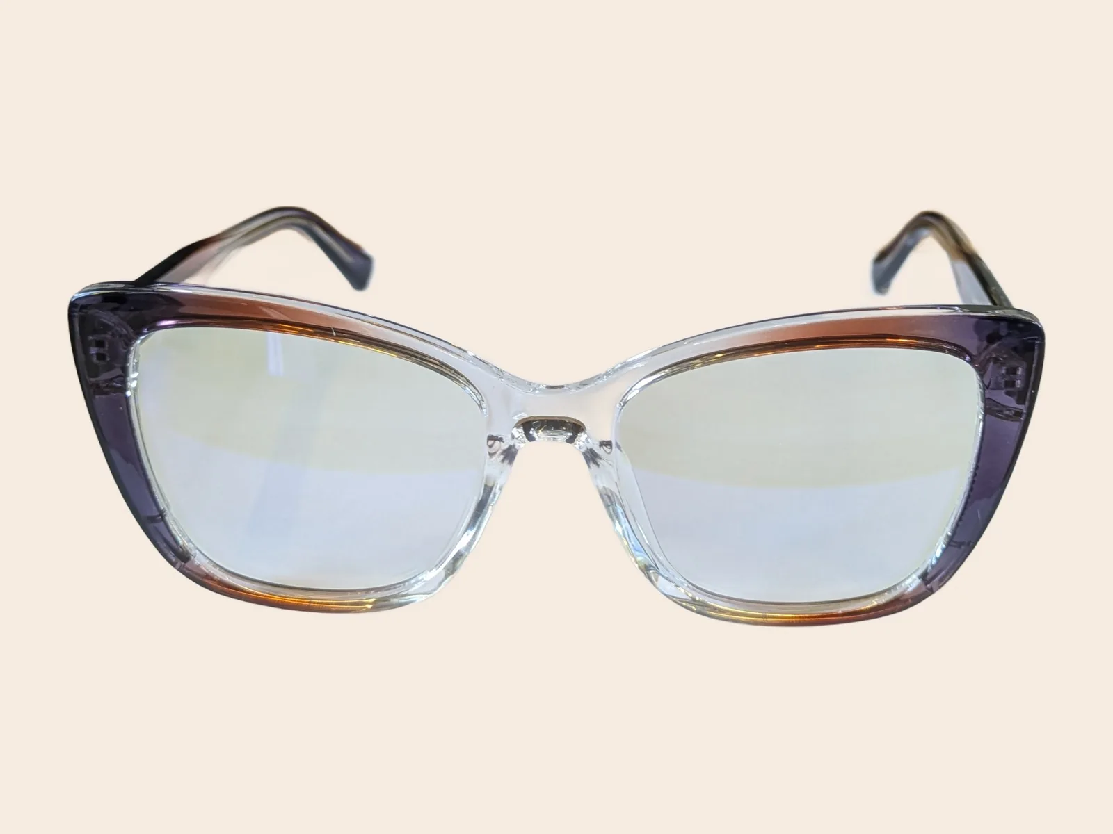 F25 · Butterfly, translucent tortoiseshell
